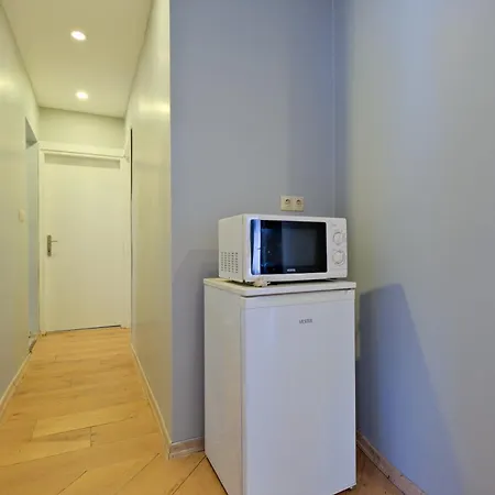 Dahb Luxury In Talimhane Apartment *